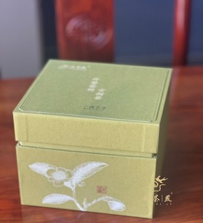 A020007.落水洞古树（秋）生茶(1).jpg